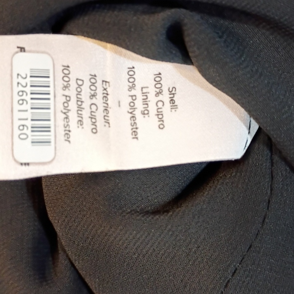 Cinq à Sept Kiera Black Satin Blazer - Picture 6 of 8